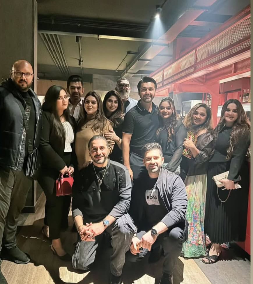 Friends Celebrate Aiman Khan & Minal Khan’s Birthday Bash