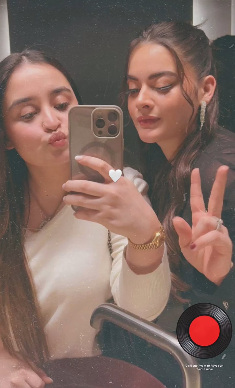 Friends Celebrate Aiman Khan & Minal Khan’s Birthday Bash