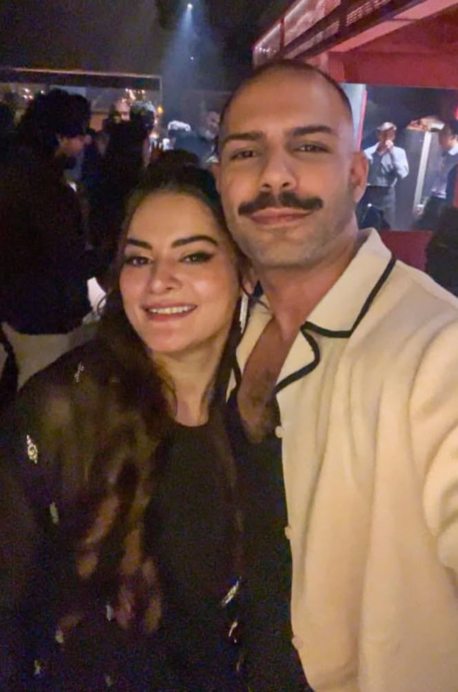 Friends Celebrate Aiman Khan & Minal Khan’s Birthday Bash