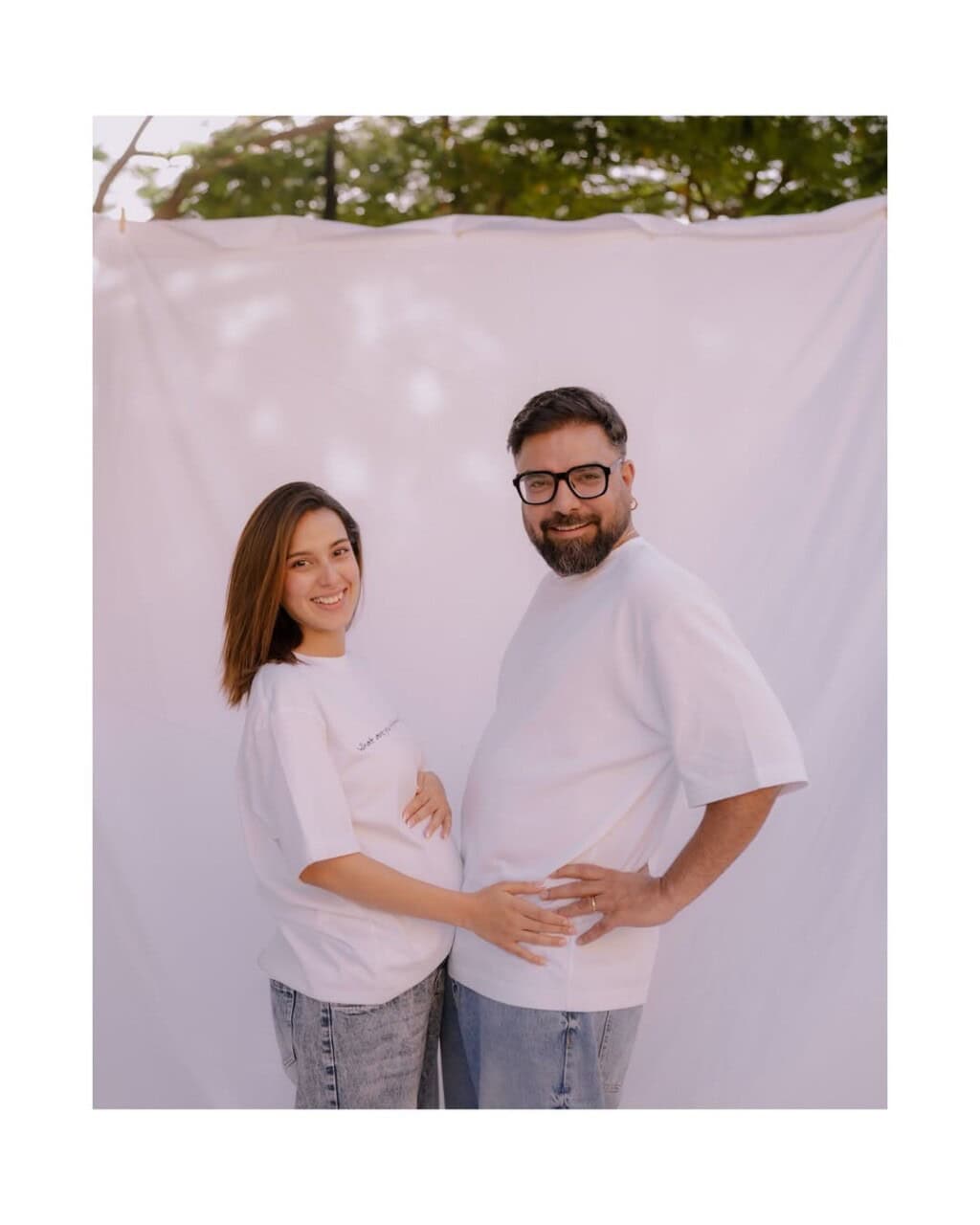 Iqra Aziz Announces Second Pregnancy