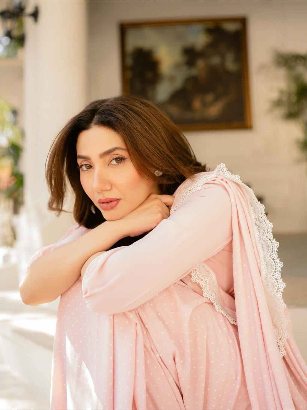 Mahira Khan Addresses Rivalry With Saba Qamar