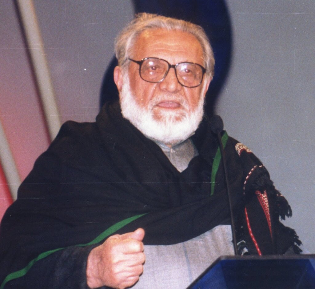How Is Naima Khan Related To Legendary Ashfaq Ahmed