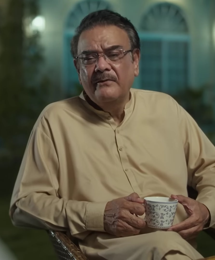 Pamaal Episode 15 & 16 – Fans Shower Malika’s Mamoo Mumamin With Love