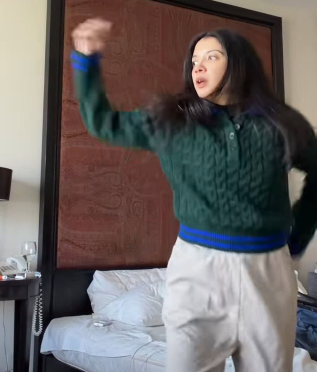 Reham Rafiq Trolled For Hilarious Dance Moves On Chikni Chameli