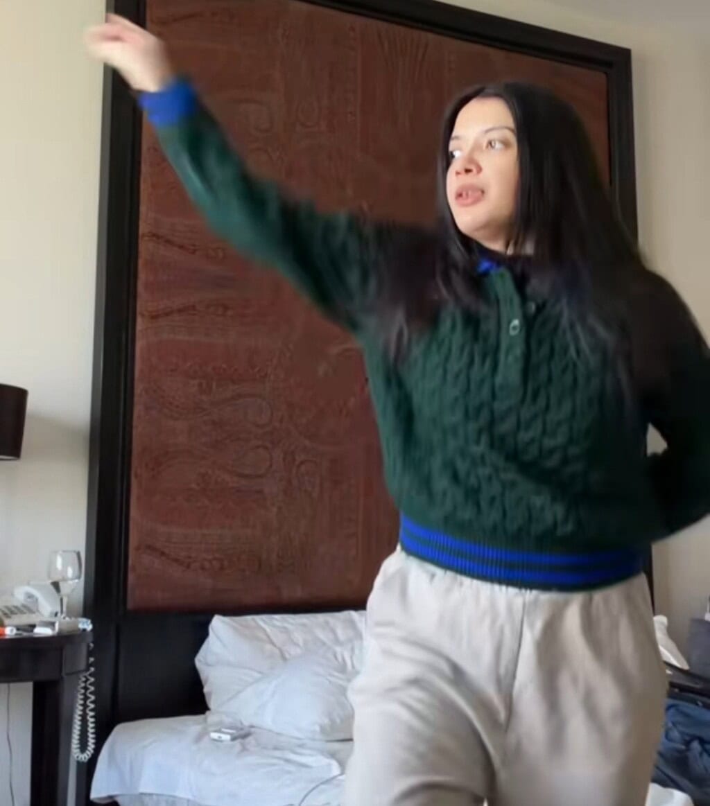 Reham Rafiq Trolled For Hilarious Dance Moves On Chikni Chameli
