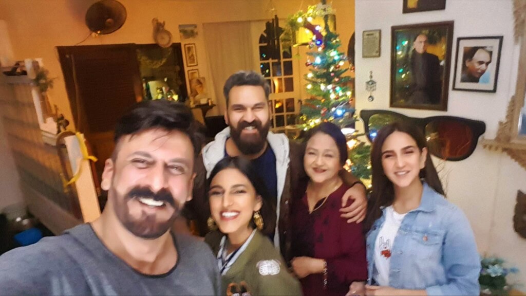 Shamoon Abbasi Responds To Daughter Anzela Abbasi’s Allegations Against Him