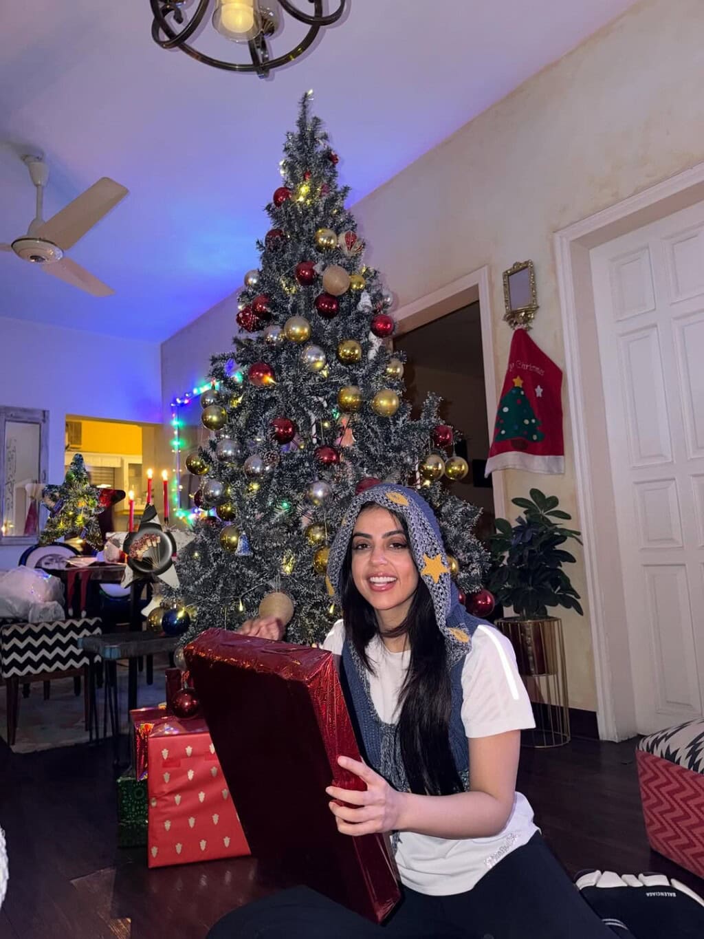 Hania Aamir and Yashma Gill’s Christmas Celebration Heavily Criticized