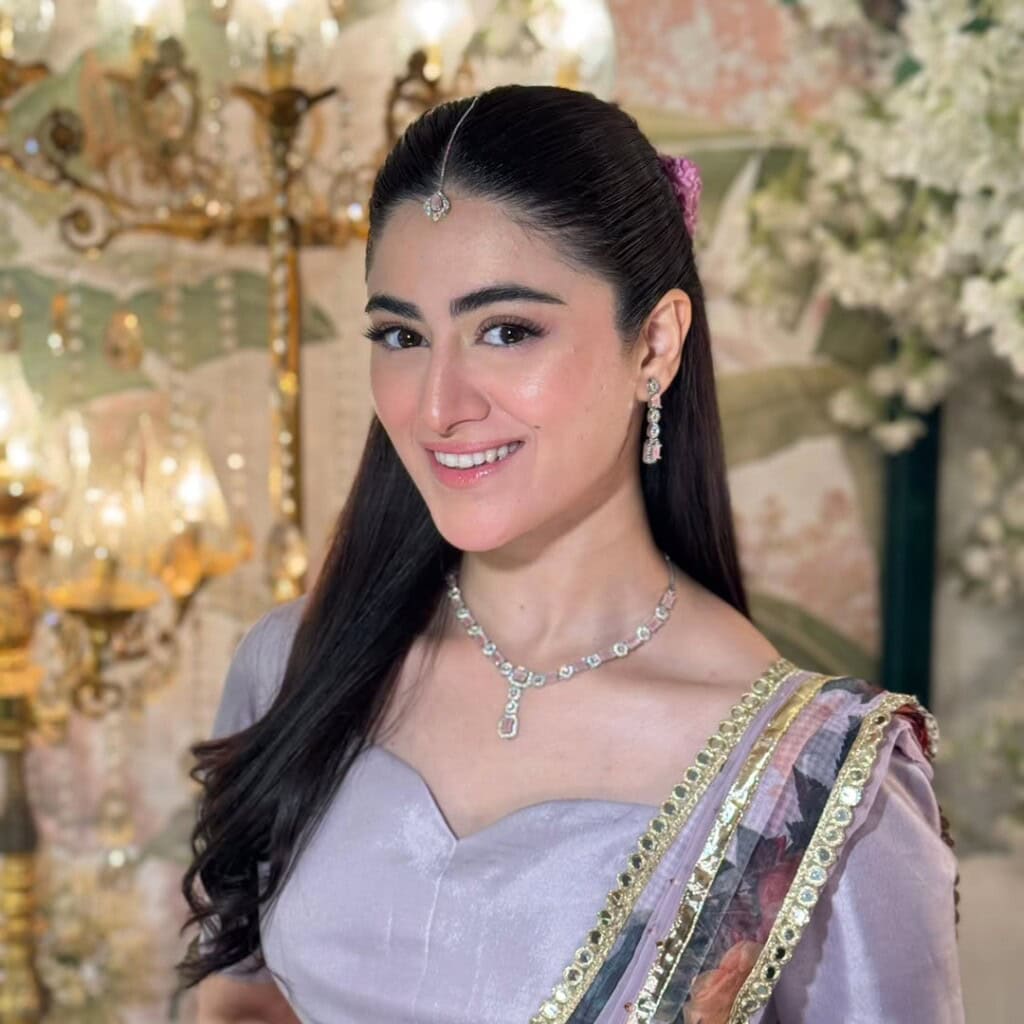 Hina Afridi Dholki Pictures & Video