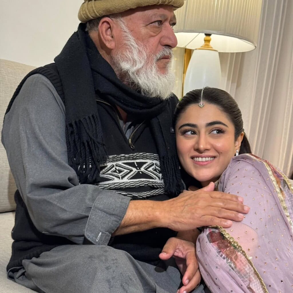 Hina Afridi Dholki Pictures & Video