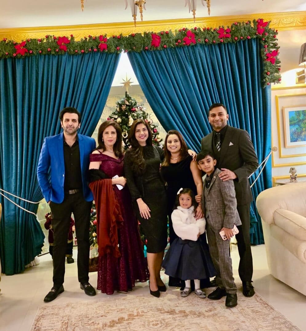 Pakistani Celebrities Celebrate Christmas 2025