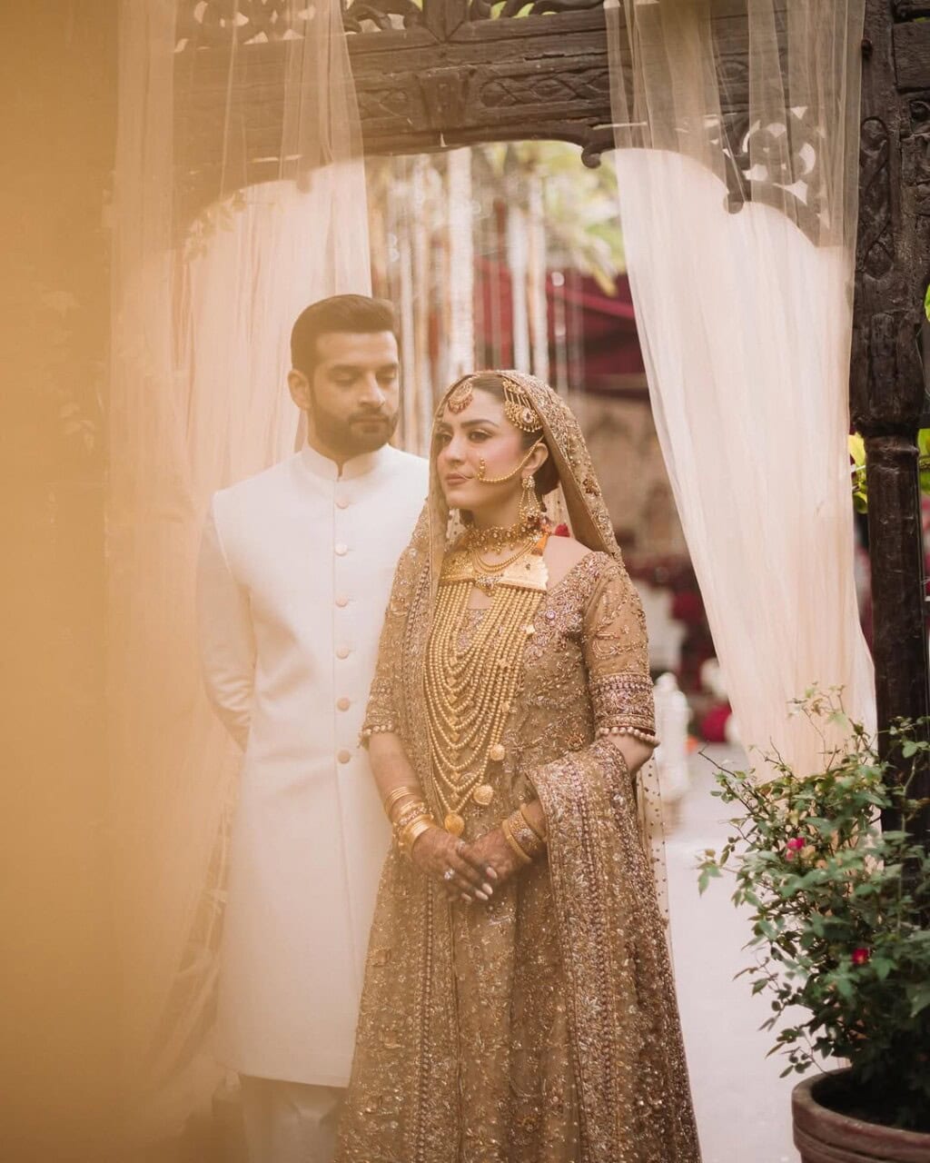 Hina Niazi Barat Pictures & Video