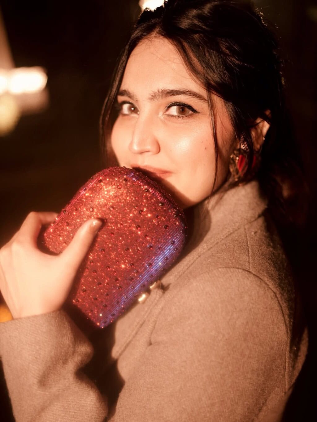 Iqra Kanwal and Areeb Pervaiz’s Beautiful Anniversary Photoshoot