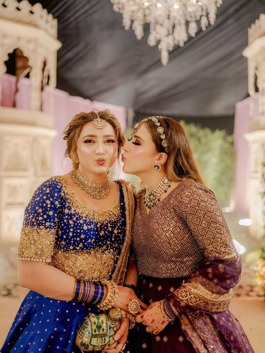 Momina Iqbal Pictures from Cousin’s Mehndi Event