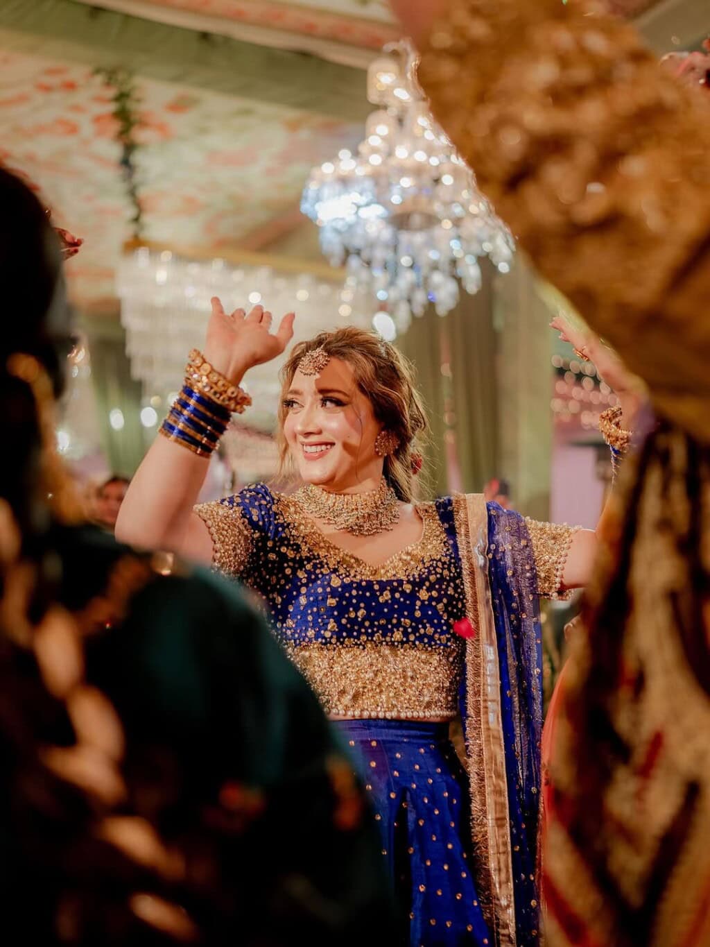 Momina Iqbal Pictures from Cousin’s Mehndi Event