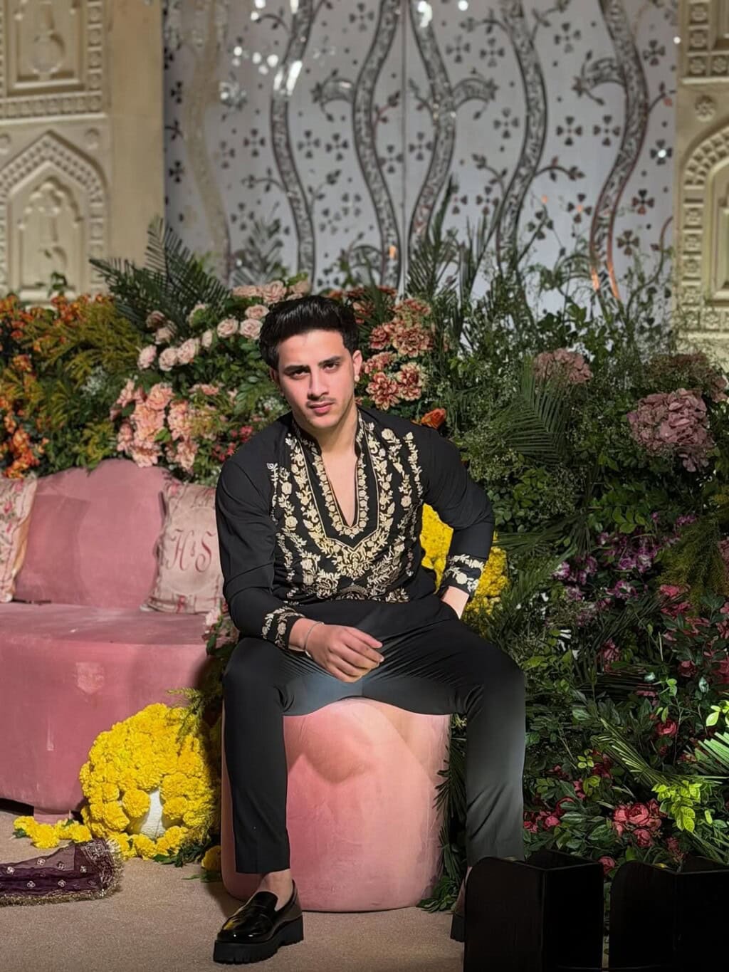 Momina Iqbal Pictures from Cousin’s Mehndi Event