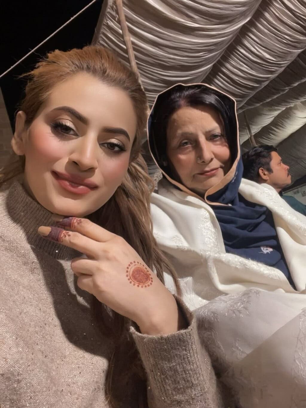 Pakistani Celebrities Celebrate Christmas 2025