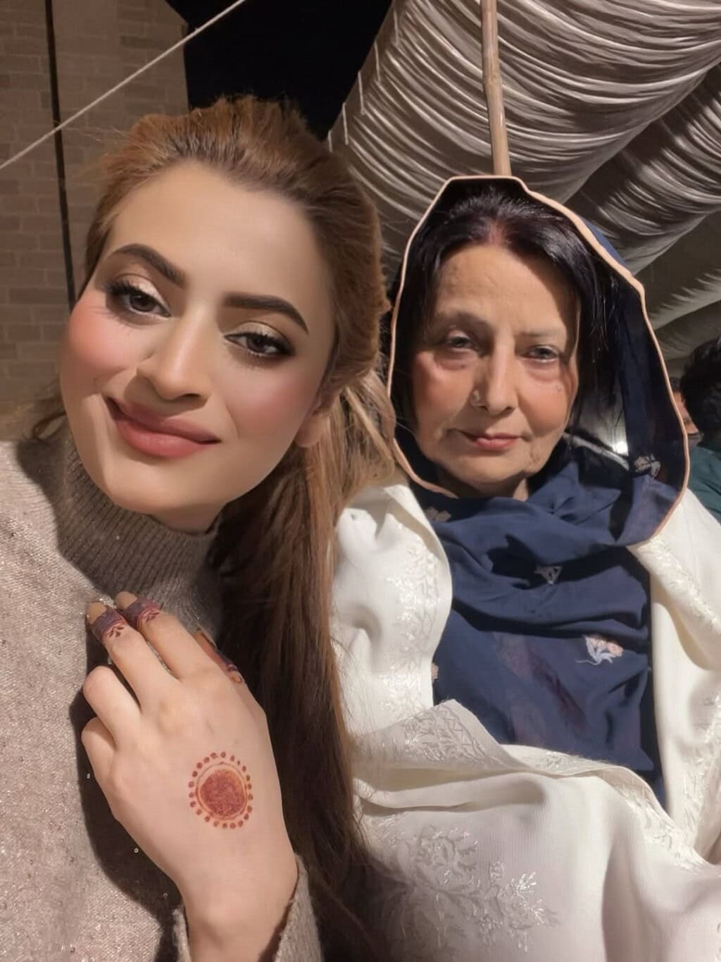 Pakistani Celebrities Celebrate Christmas 2025