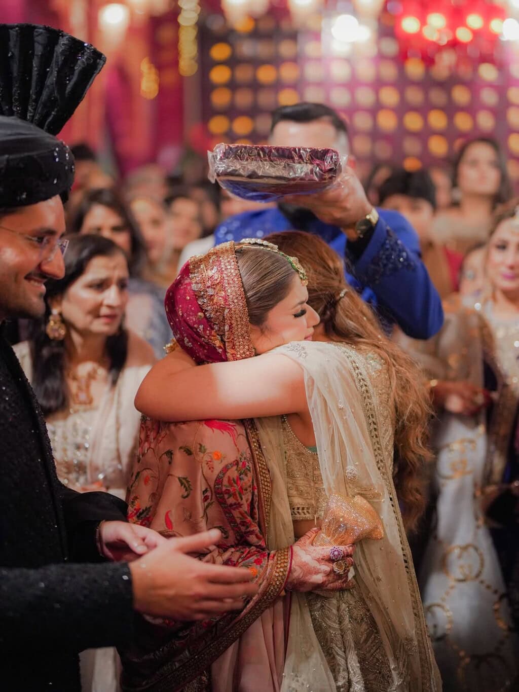 Rahat Fateh Ali Khan Daughter Barat Pictures & Video