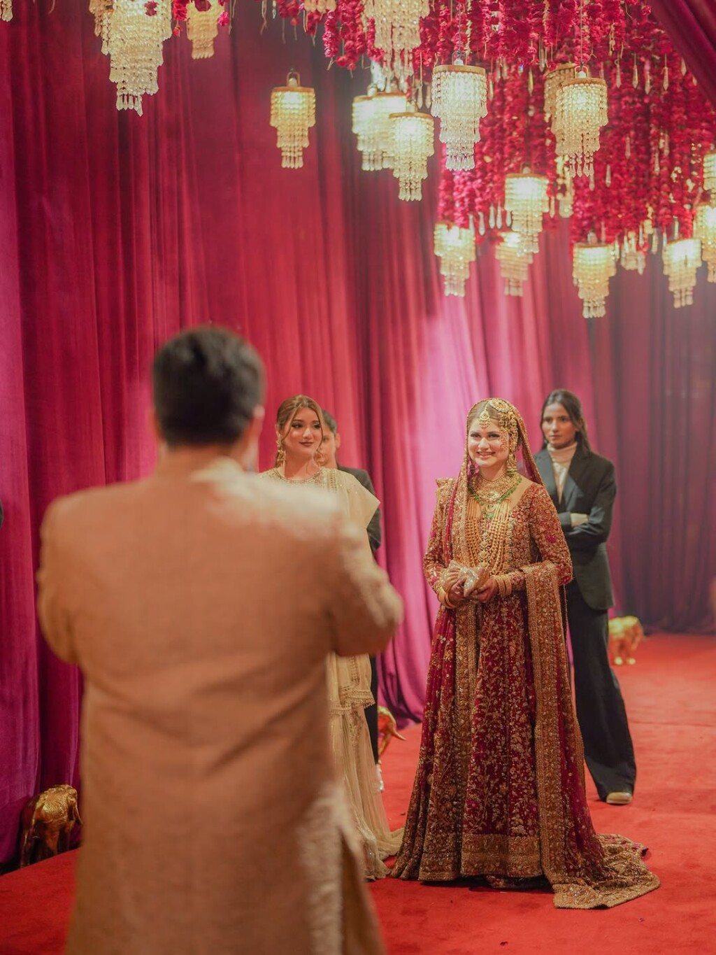 Rahat Fateh Ali Khan Daughter Barat Pictures & Video