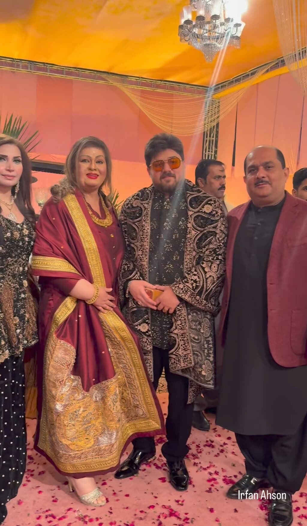 Rahat Fateh Ali Khan Daughter Mehndi Pictures