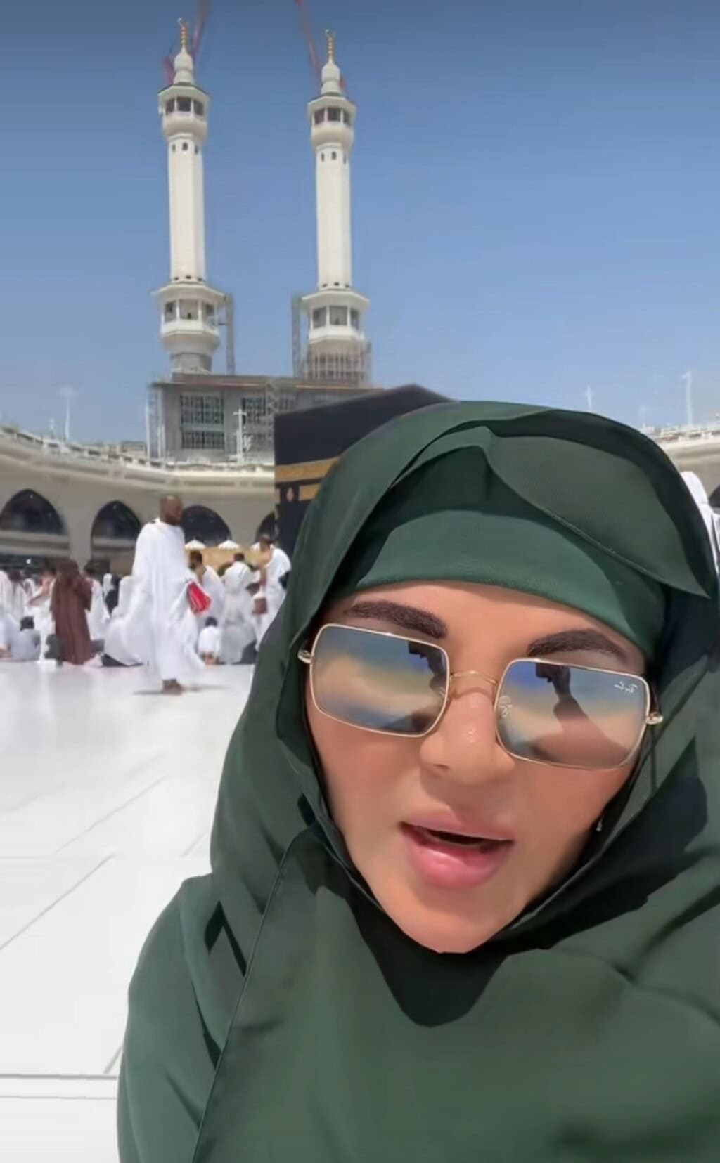 Rakhi Sawant’s Heartfelt Prayers For Pyari Maryam