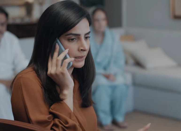 Saba Qamar’s Case No.9 No Make Up Appearance & Statement Raises Questions