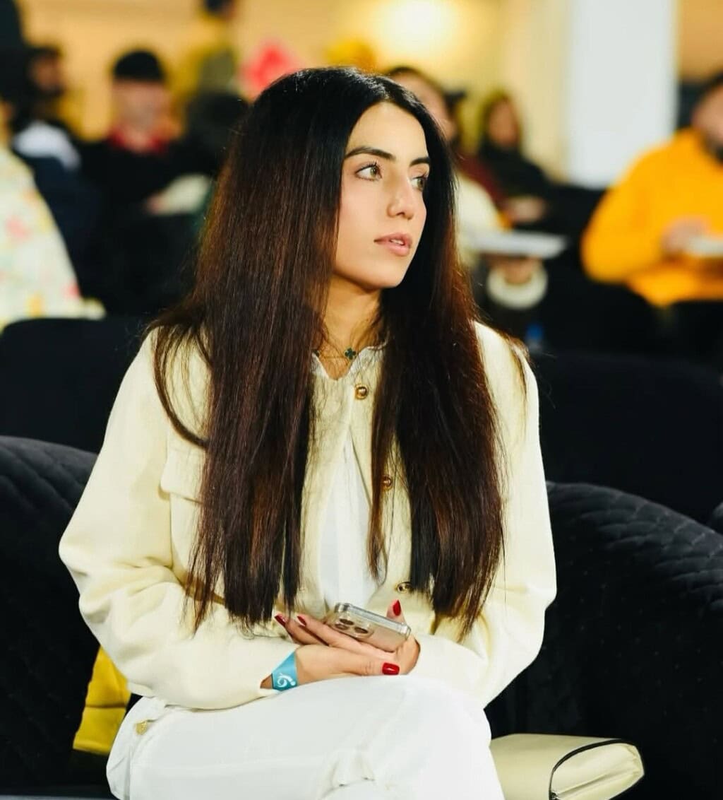 Sannia Ashfaq Emotional Update after Husband Announces Divorce