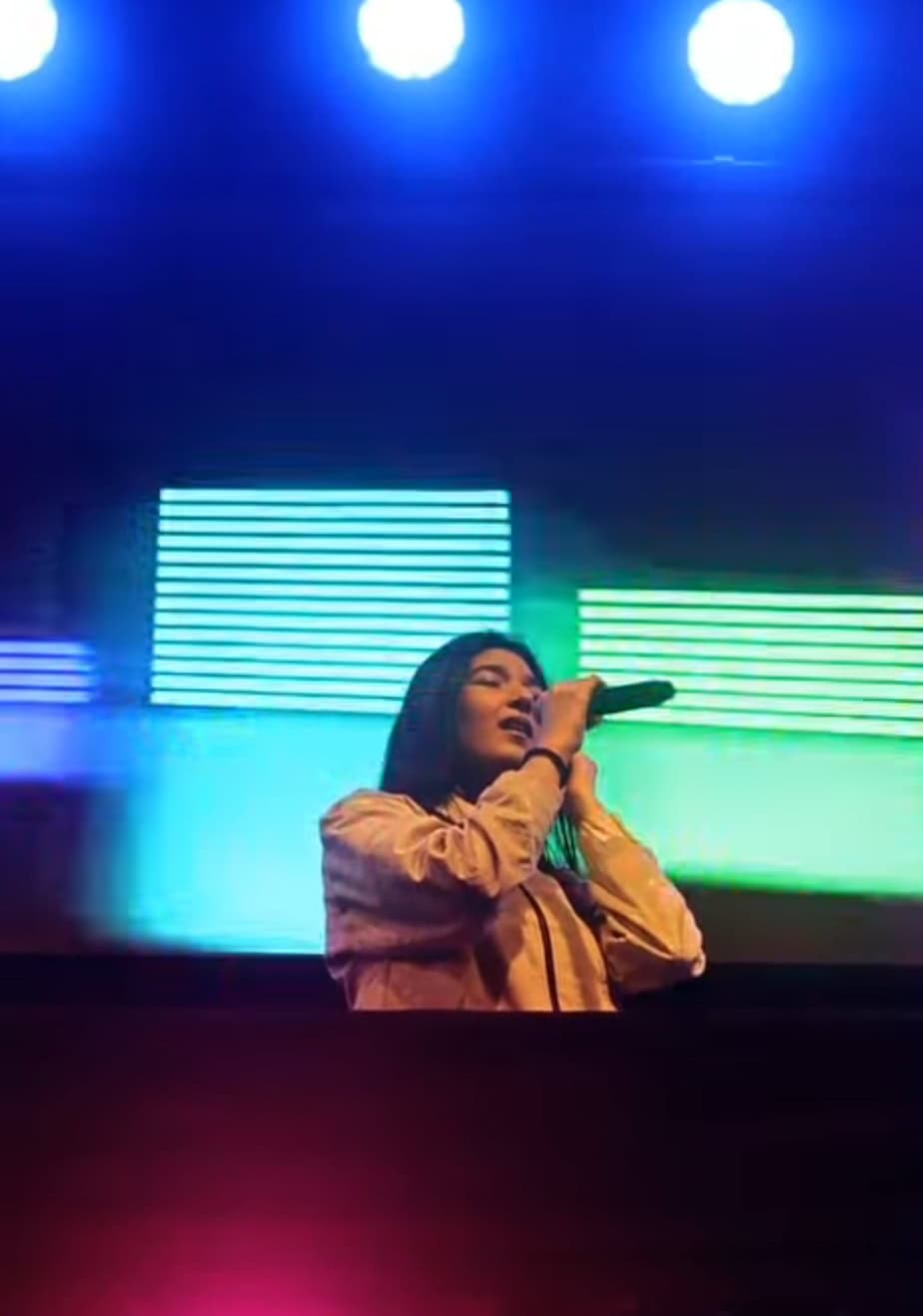 Shae Gill Got Injured While Performing in Islamabad