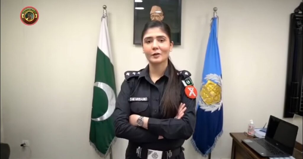 Sheherbano Naqvi’s Dutiful Moment During Podcast Sparks Meme Storm