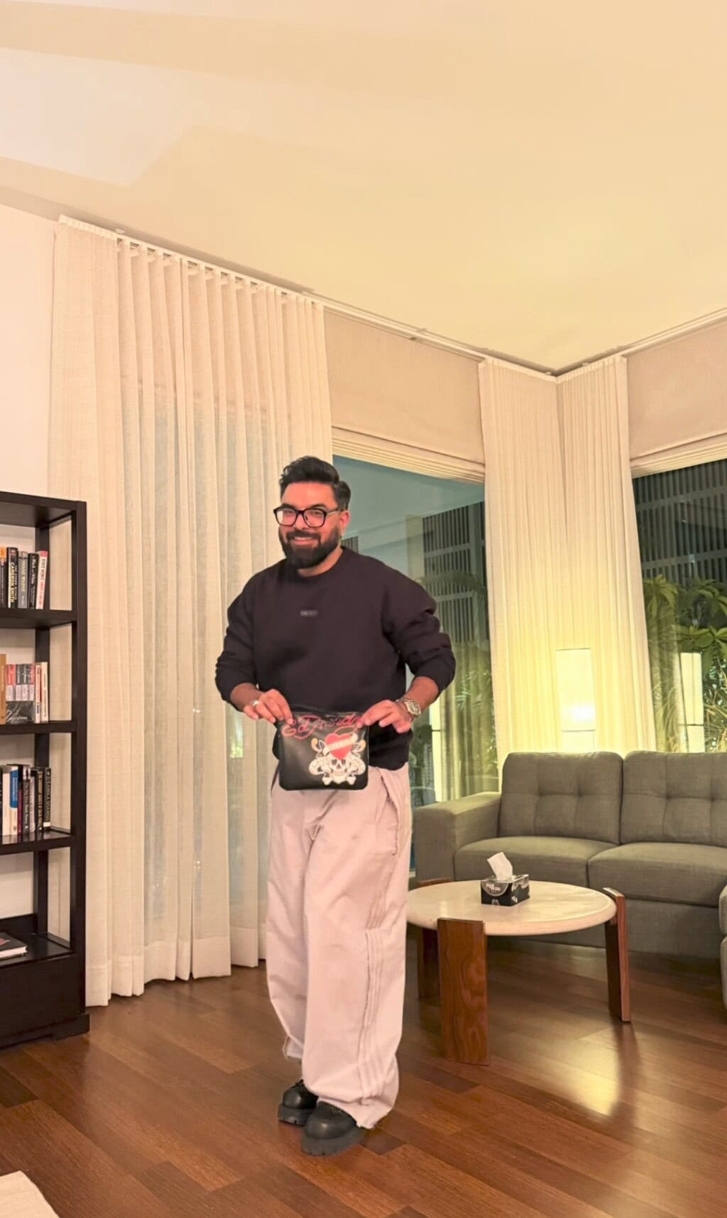 Yasir Hussain Celebrates Birthday with Friends