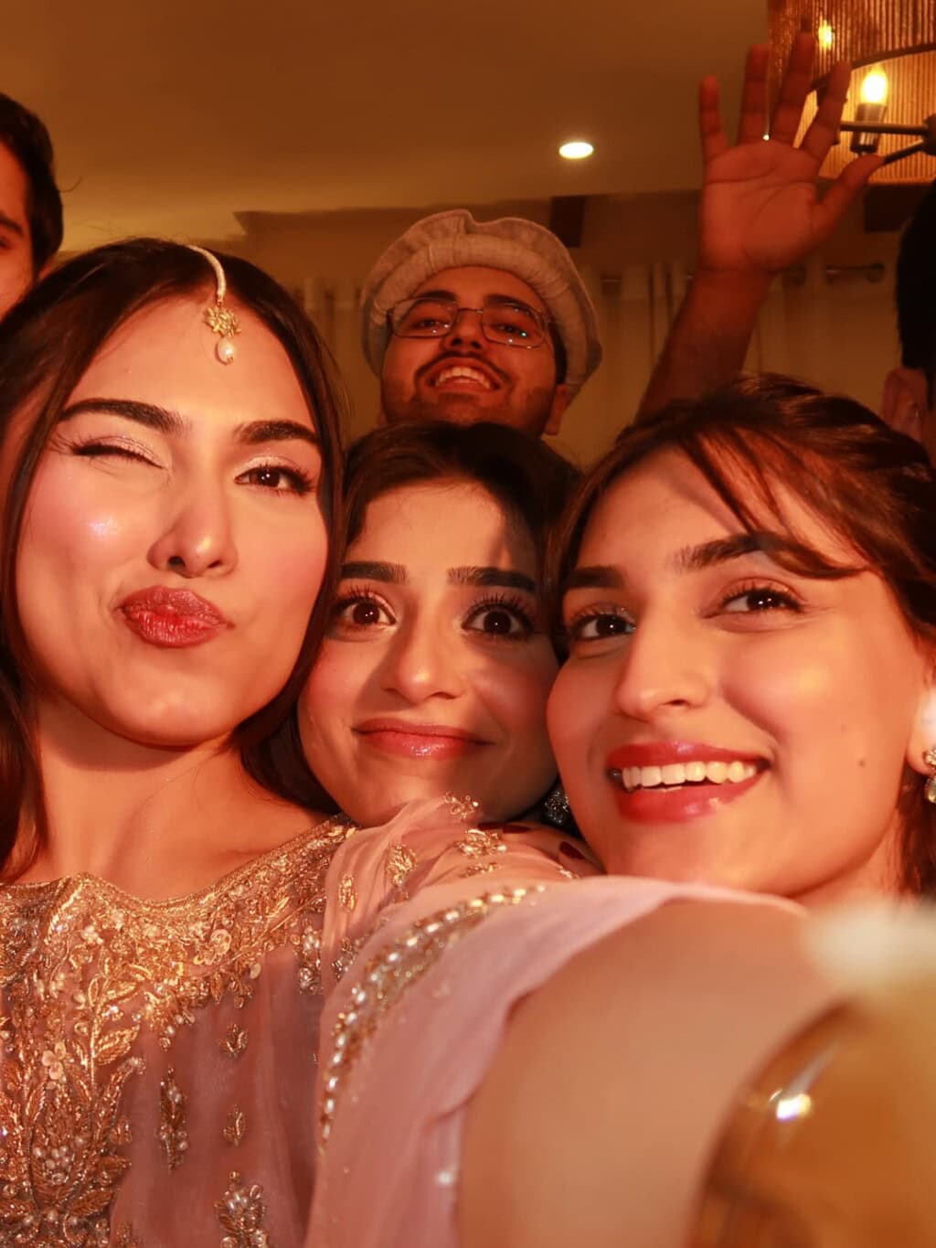 Fairy Tale Famed Amna Youzasaif Baat Pakki Pictures