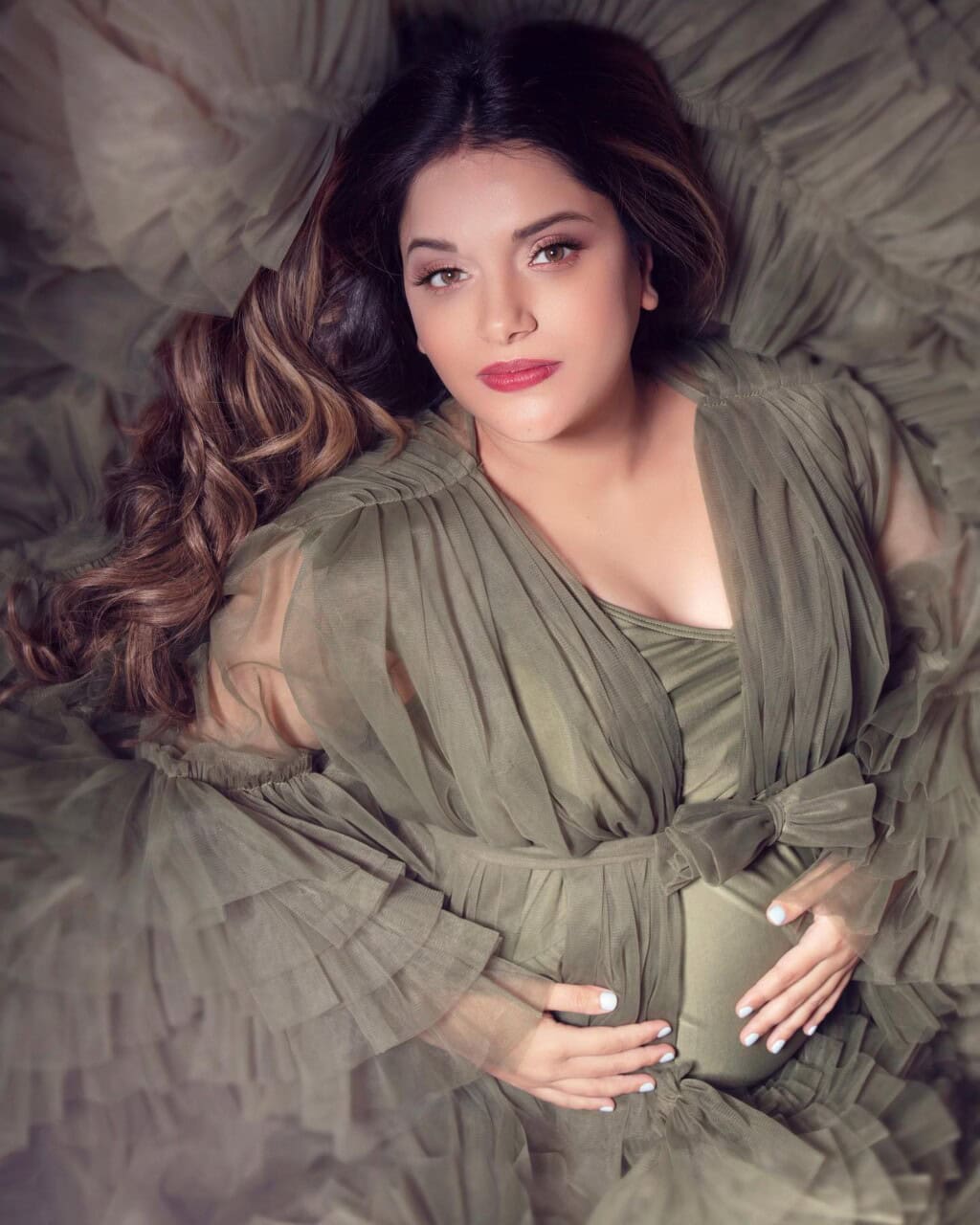 Armeena Khan Reveals Near Death Experience During Pregnancy