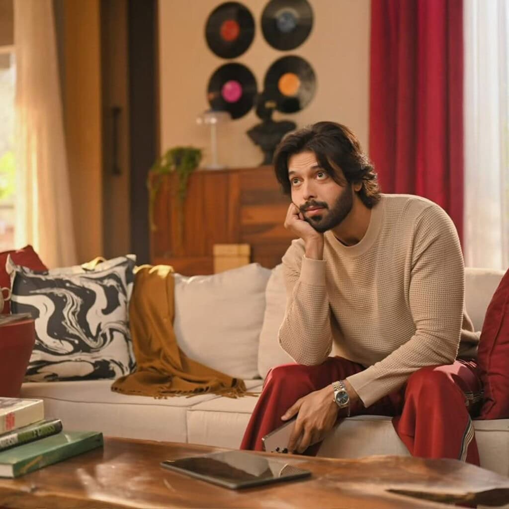 Mehwish Hayat Compares Her Age To Faysal Quraishi & Fahad Mustafa