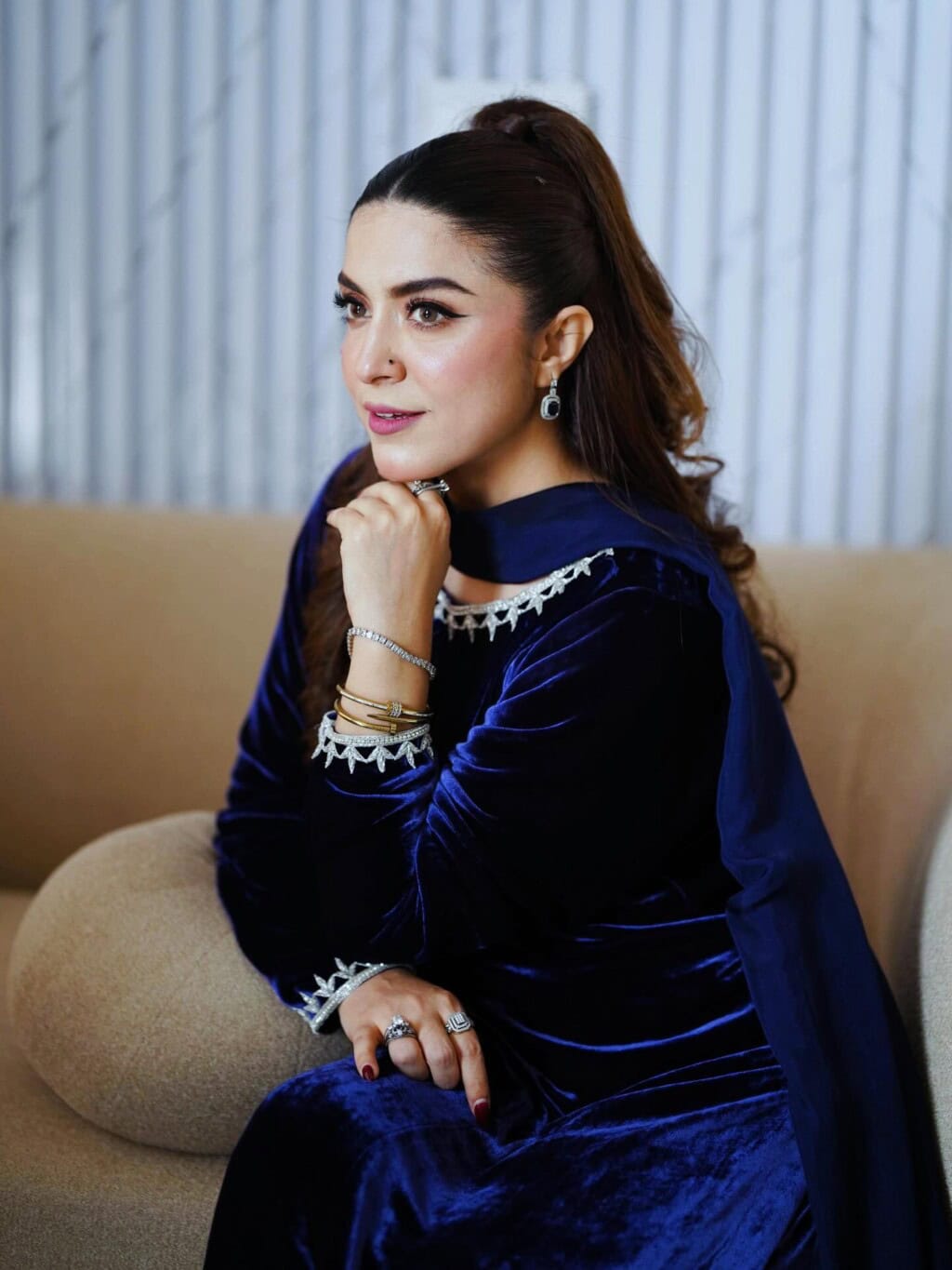 Anchor Hina Niazi Dua E Khair Pictures