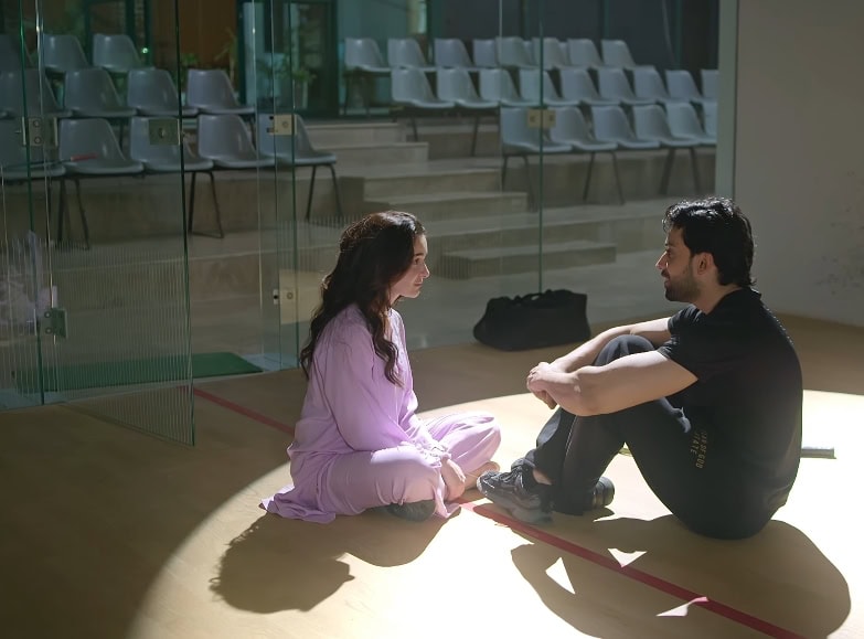 Meri Zindagi Hai Tu Episode 13 – Kamyar & Ayra’s Love Confession Wins Hearts