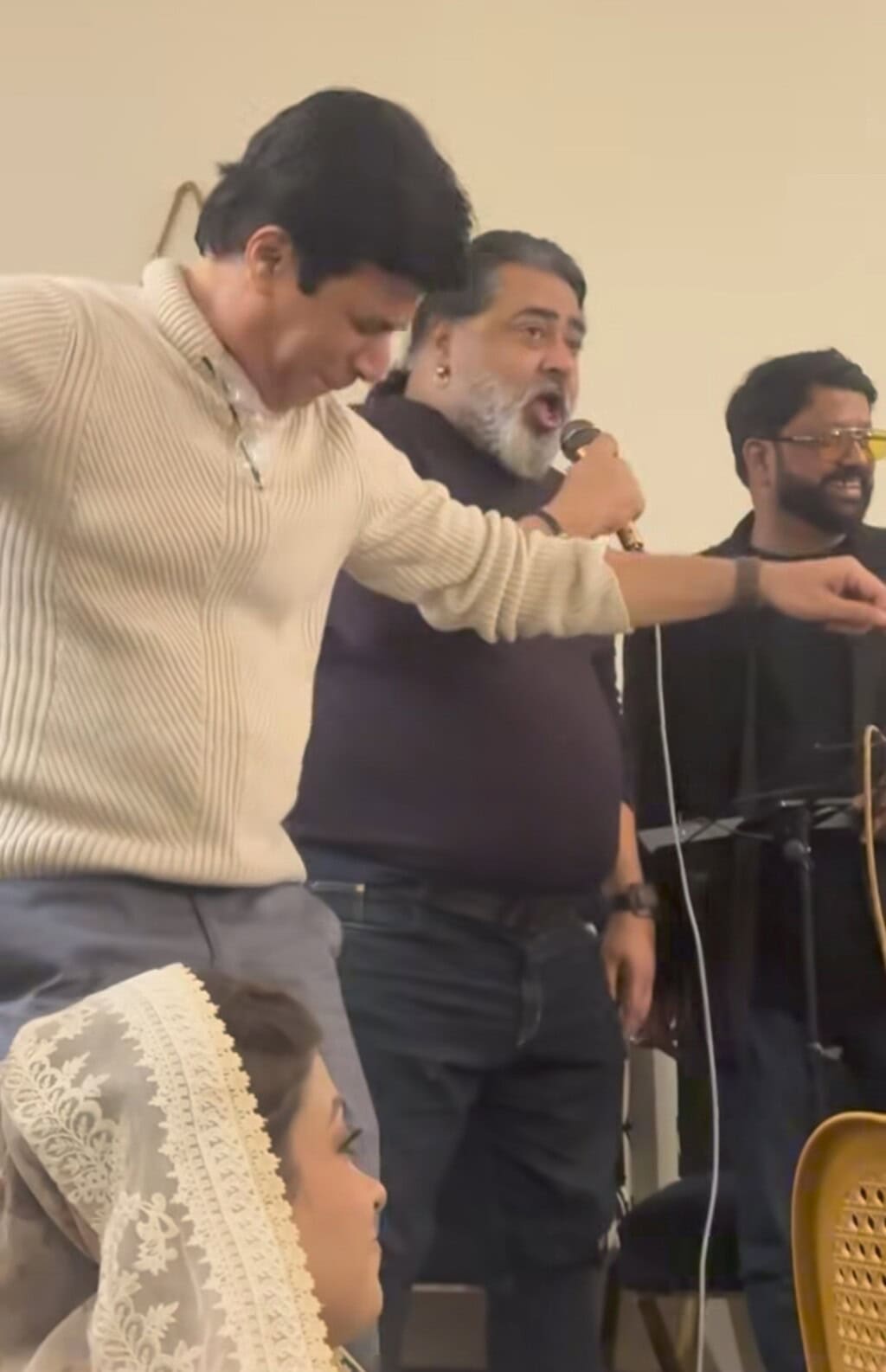 Veteran Pakistani Stars Dance Moves at Private Gathering