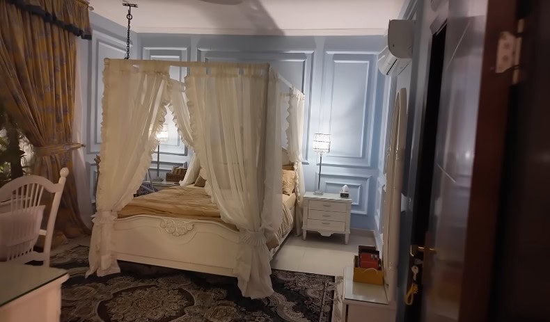 Pamaal Writer Zanjabeel Asim Shah Gives Her Home Tour