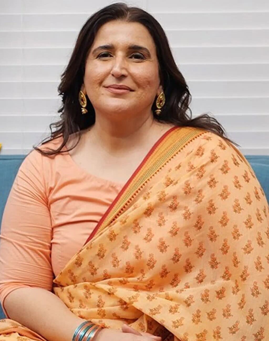 Pamaal Writer Zanjabeel Asim Shah Gives Her Home Tour