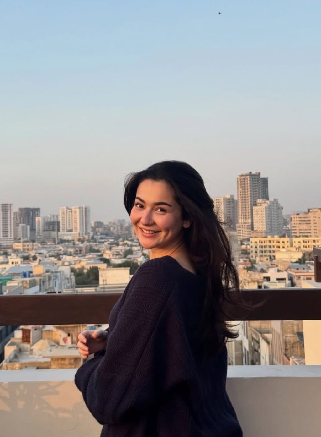 Hania Aamir’s Cousin Reveals Reality of Her Dimpleplasty