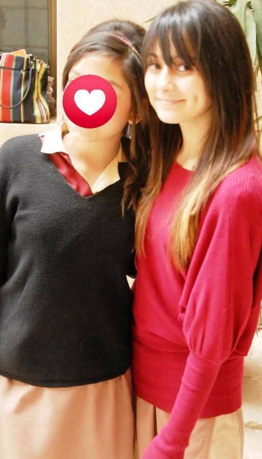 Hania Aamir’s Cousin Reveals Reality of Her Dimpleplasty