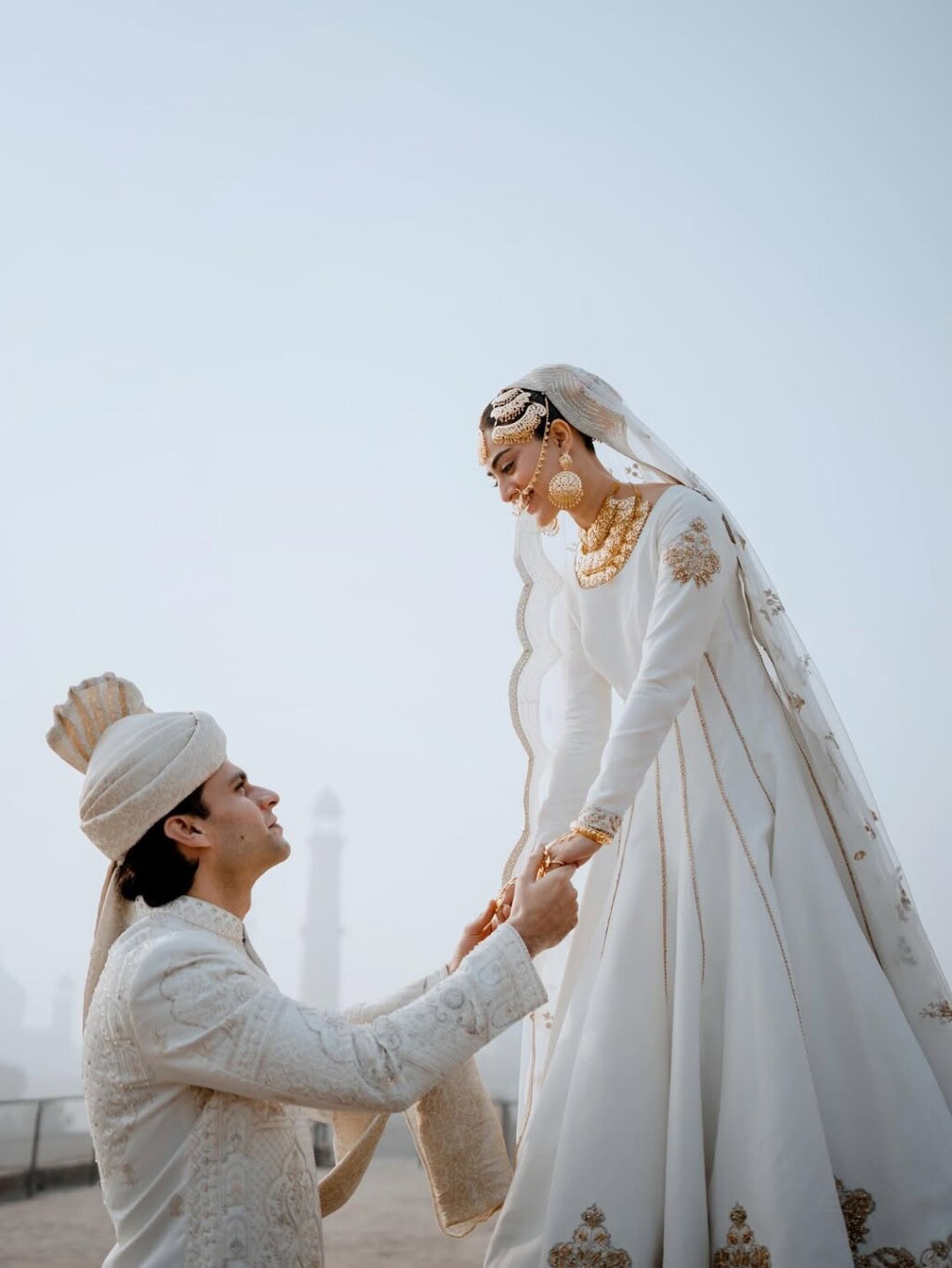 Hina Afridi & Taimoor Akbar Nikah Photoshoot