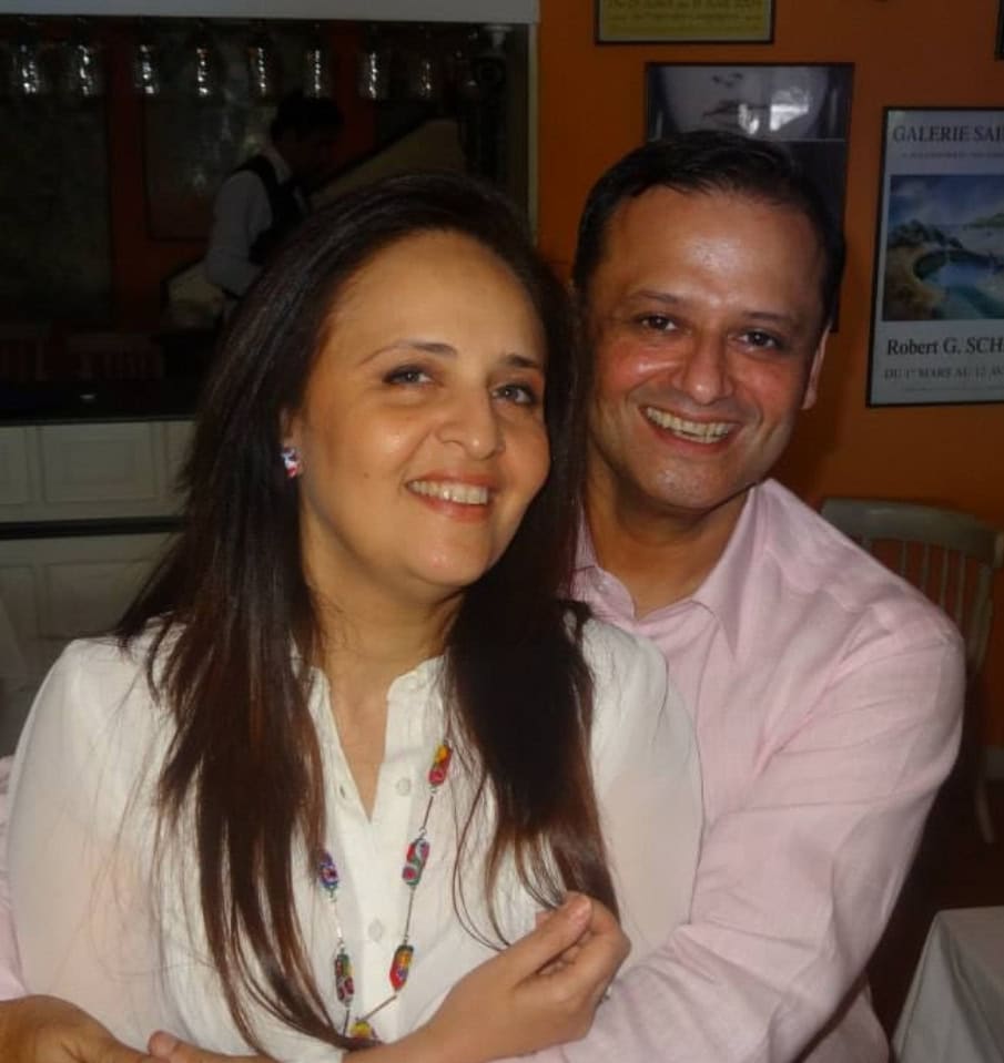 Hina Bayat Gets Emotional Sharing Her Husband’s Loss & His Last Words