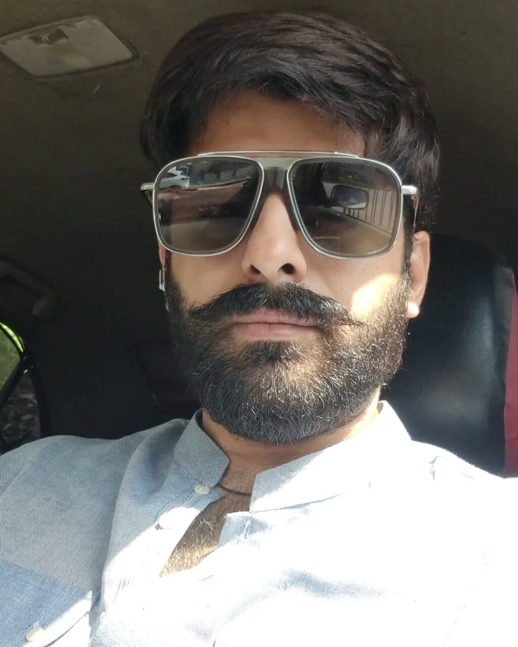 Humayoun Ashraf Recalls Mobile Snatching Incident