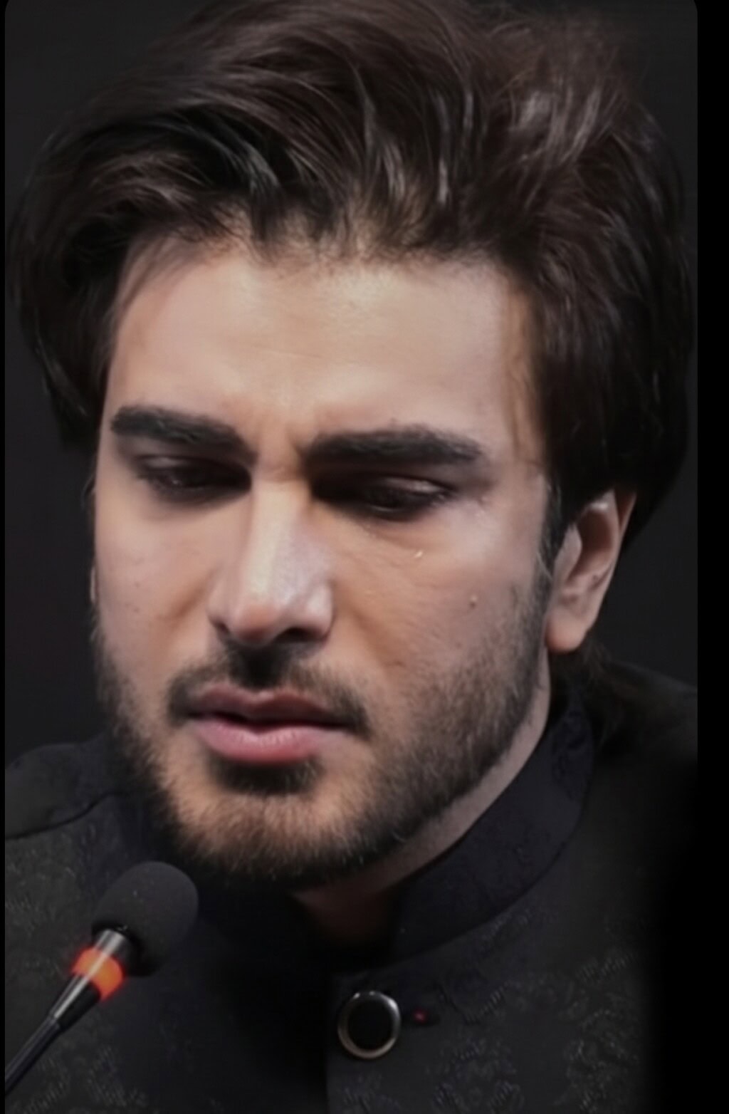 Imran Abbas’s Emotional Poetry for His Mother