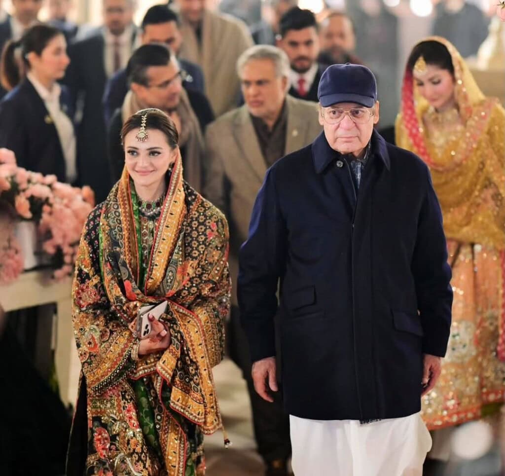 Junaid Safdar Mehndi Event Pictures & Videos
