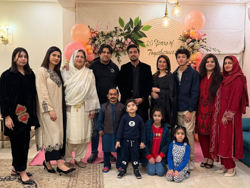 Iqrar ul Hassan Celebrates 20th Wedding Anniversary