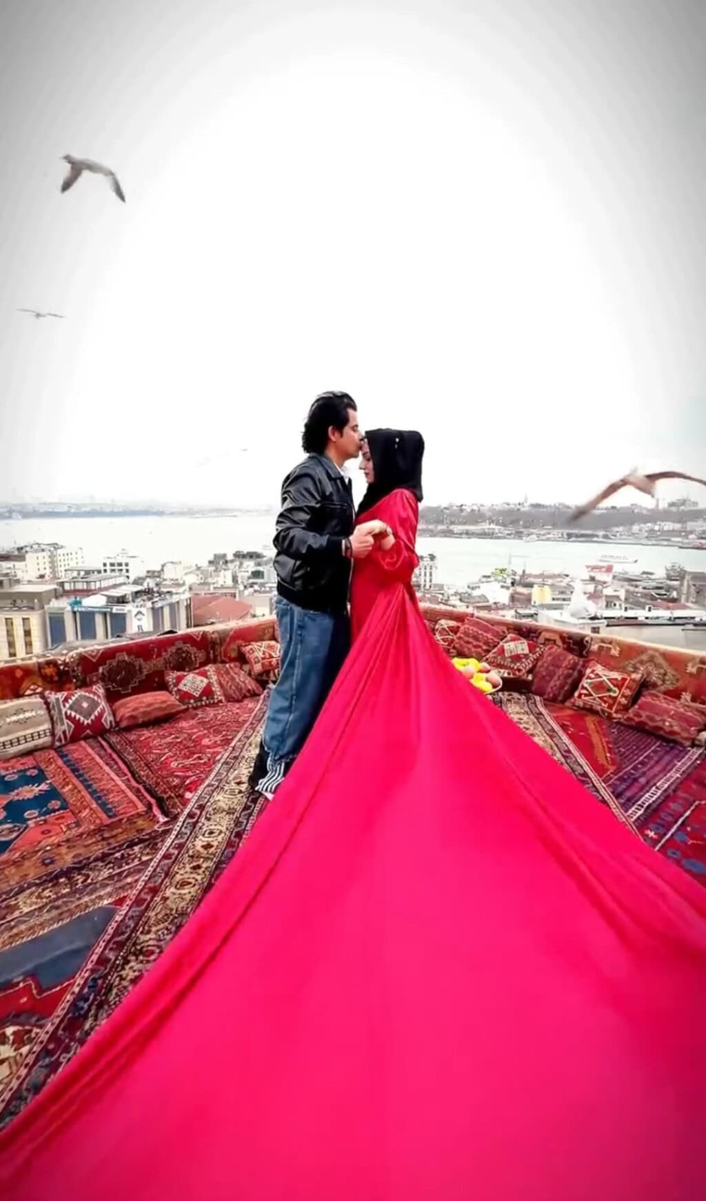 Irshad Bhatti’s Dreamy Photoshoot with Wife