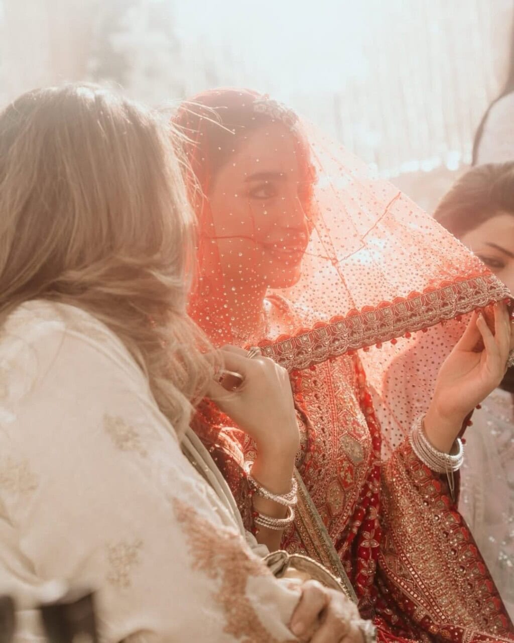 Junaid Safdar Barat Pictures & Videos
