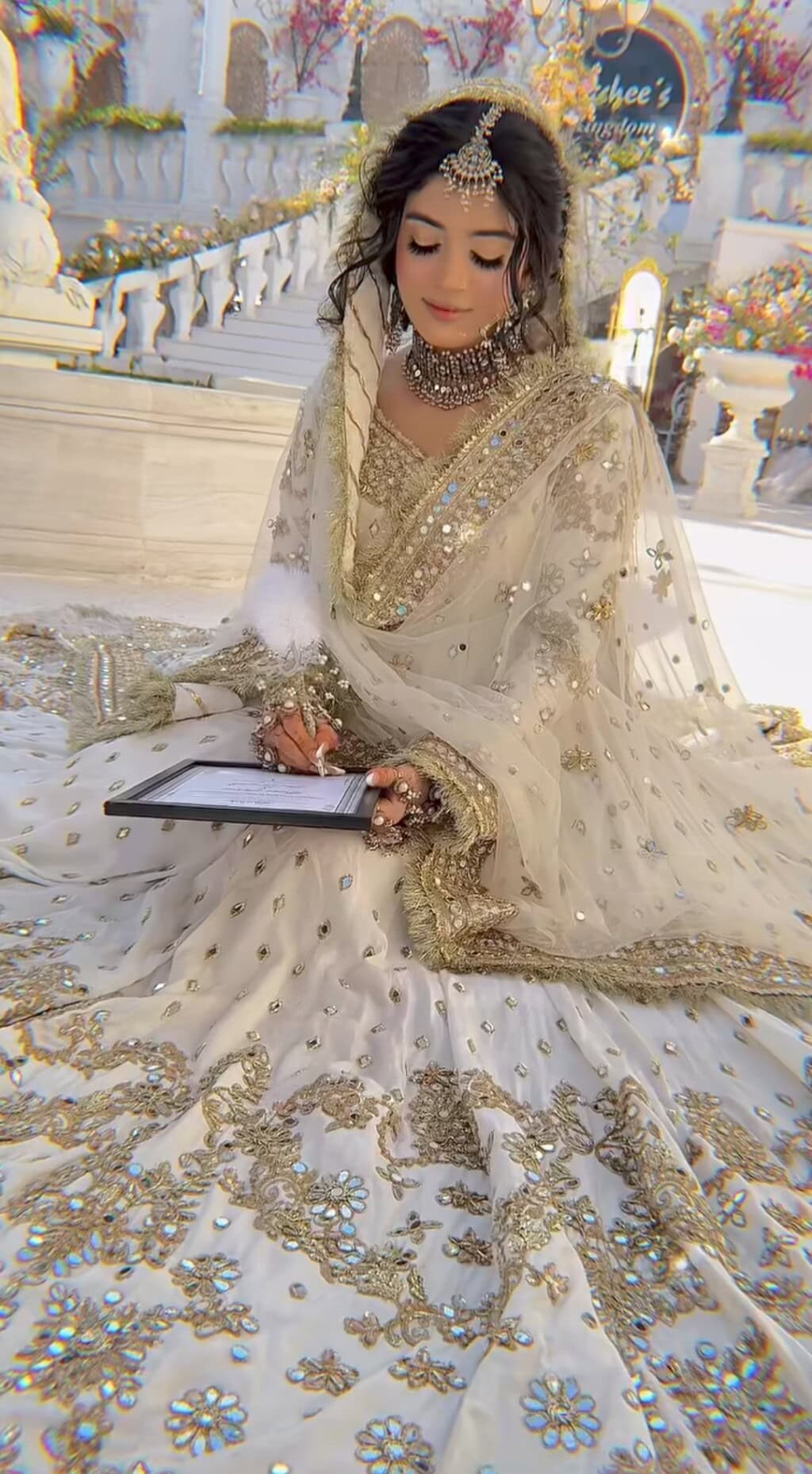 Laiba Khan Nikah Photoshoot Pictures & Videos