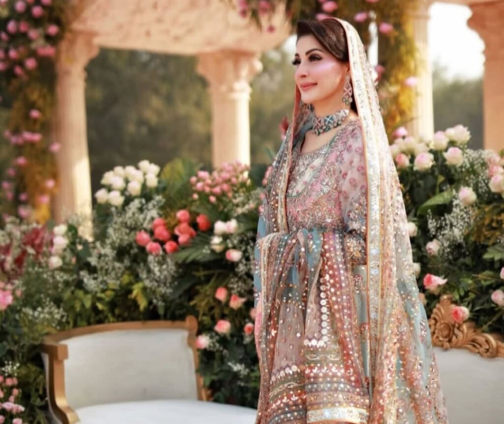 Azma Bokhari Hits back at Public Criticizing Maryam Nawaz’s Looks